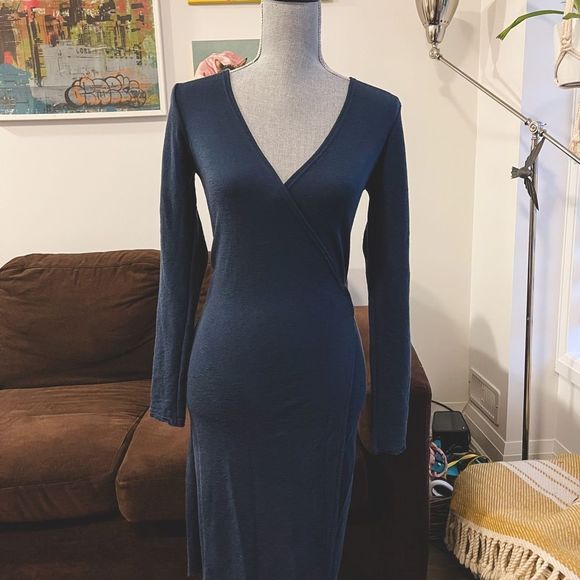 🐑By Basics🐑 Merino Wool Wrap Dress / Size L - Picture 4 of 9